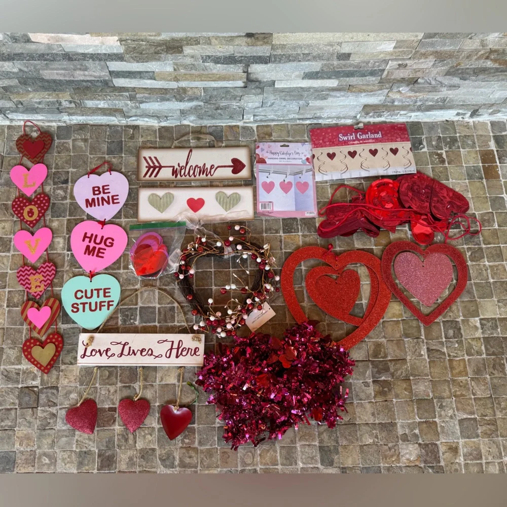 Valentine's Day Heart Decoration Set price for all